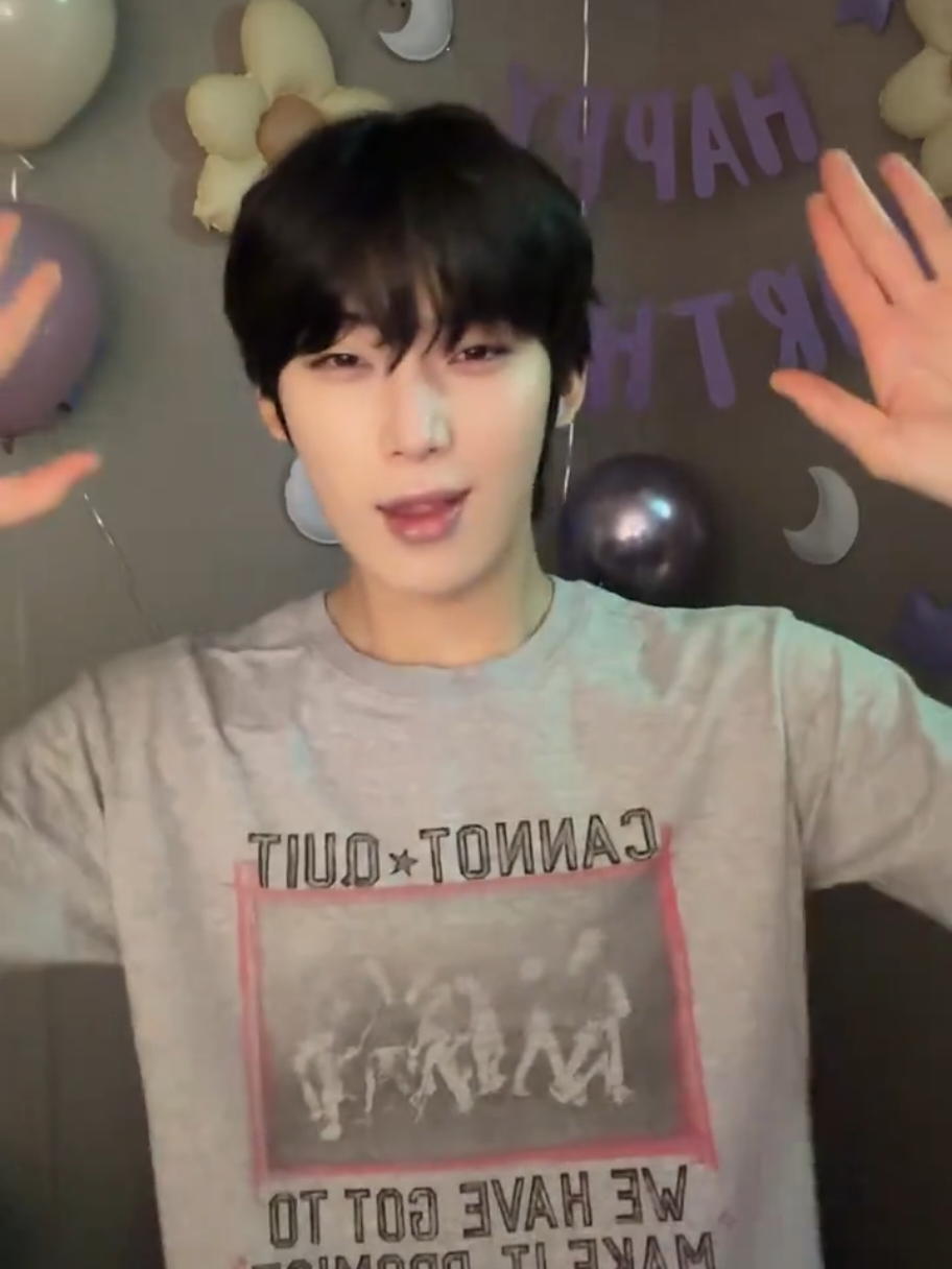 @hyunlix_forever_stay
