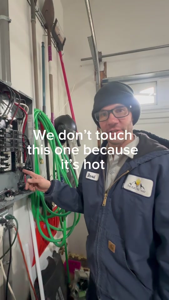 @FrndlyNeighborhoodElectrician