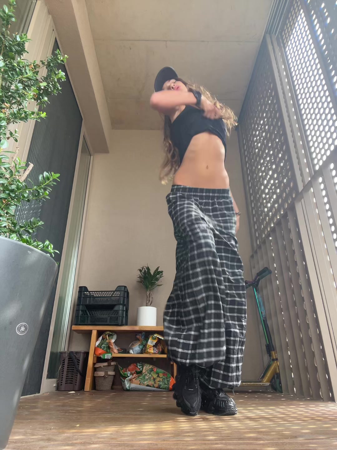 @em1lqwe