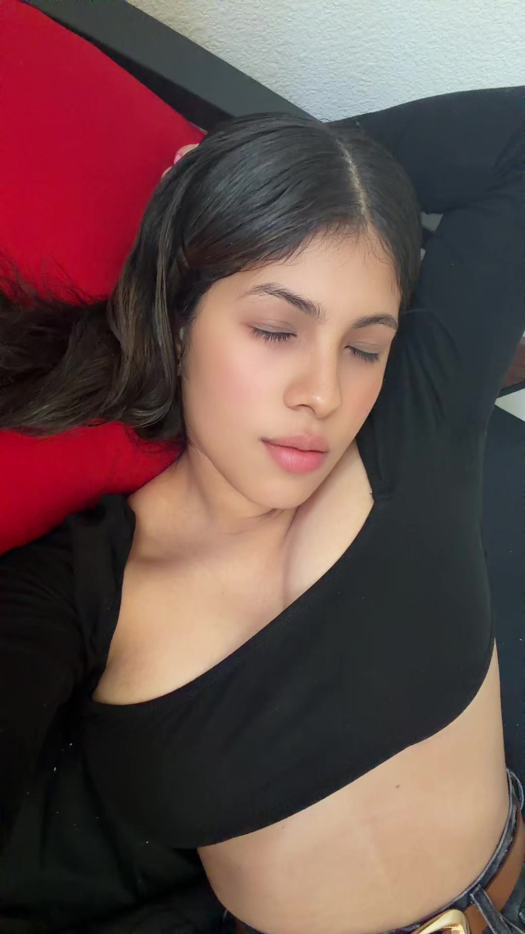 @Valentina2🩷