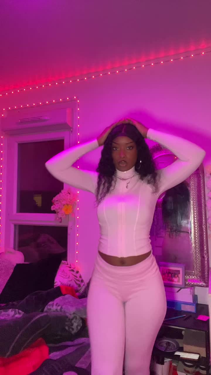 @𝐃𝐀𝐑𝐒ᶠᴵ78🇸🇳