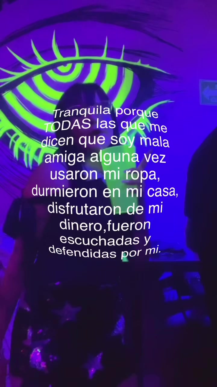 @Anna García