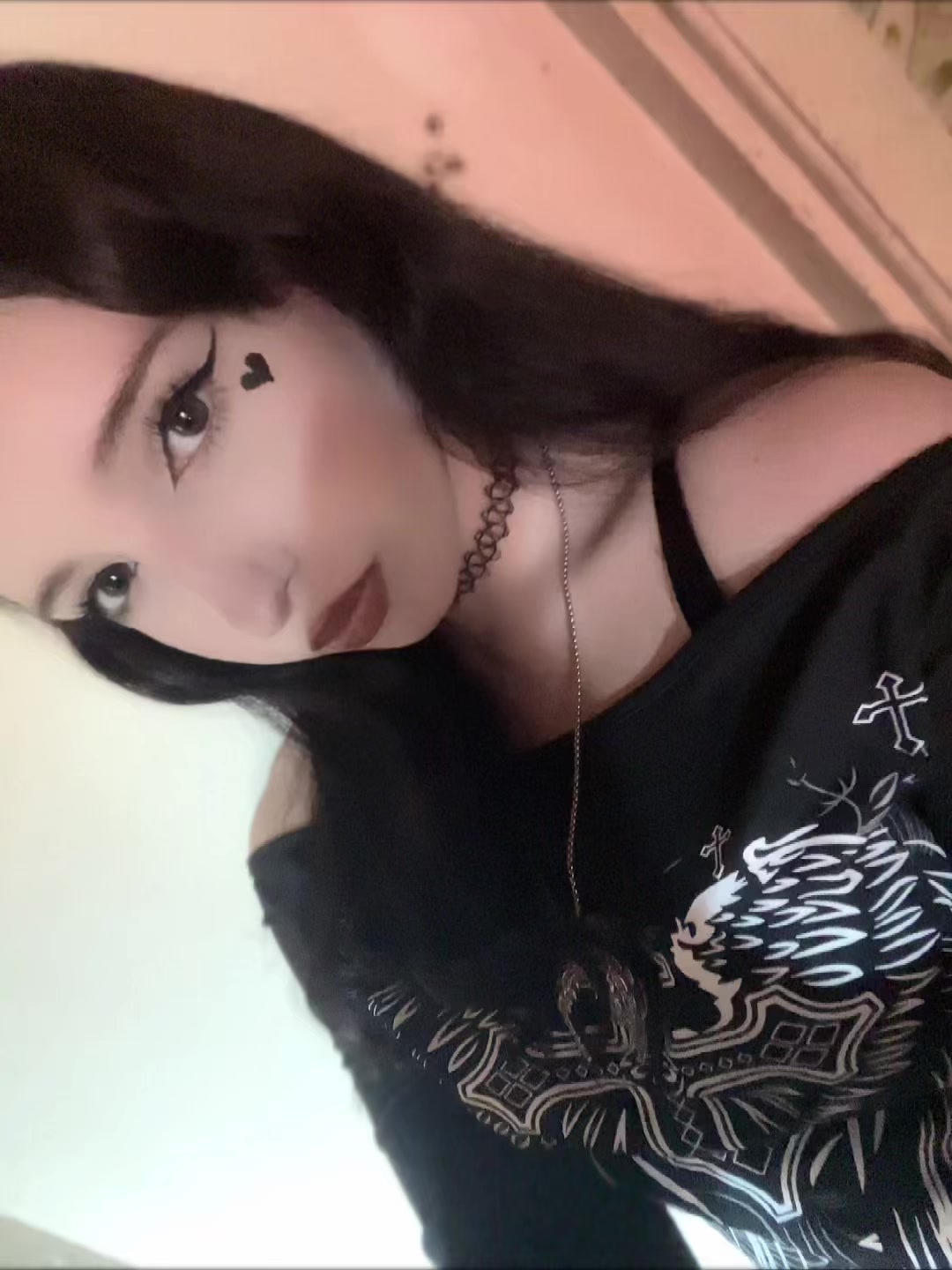 @𝐼𝑛𝑠𝑜𝑚𝑛𝑖𝑎♡