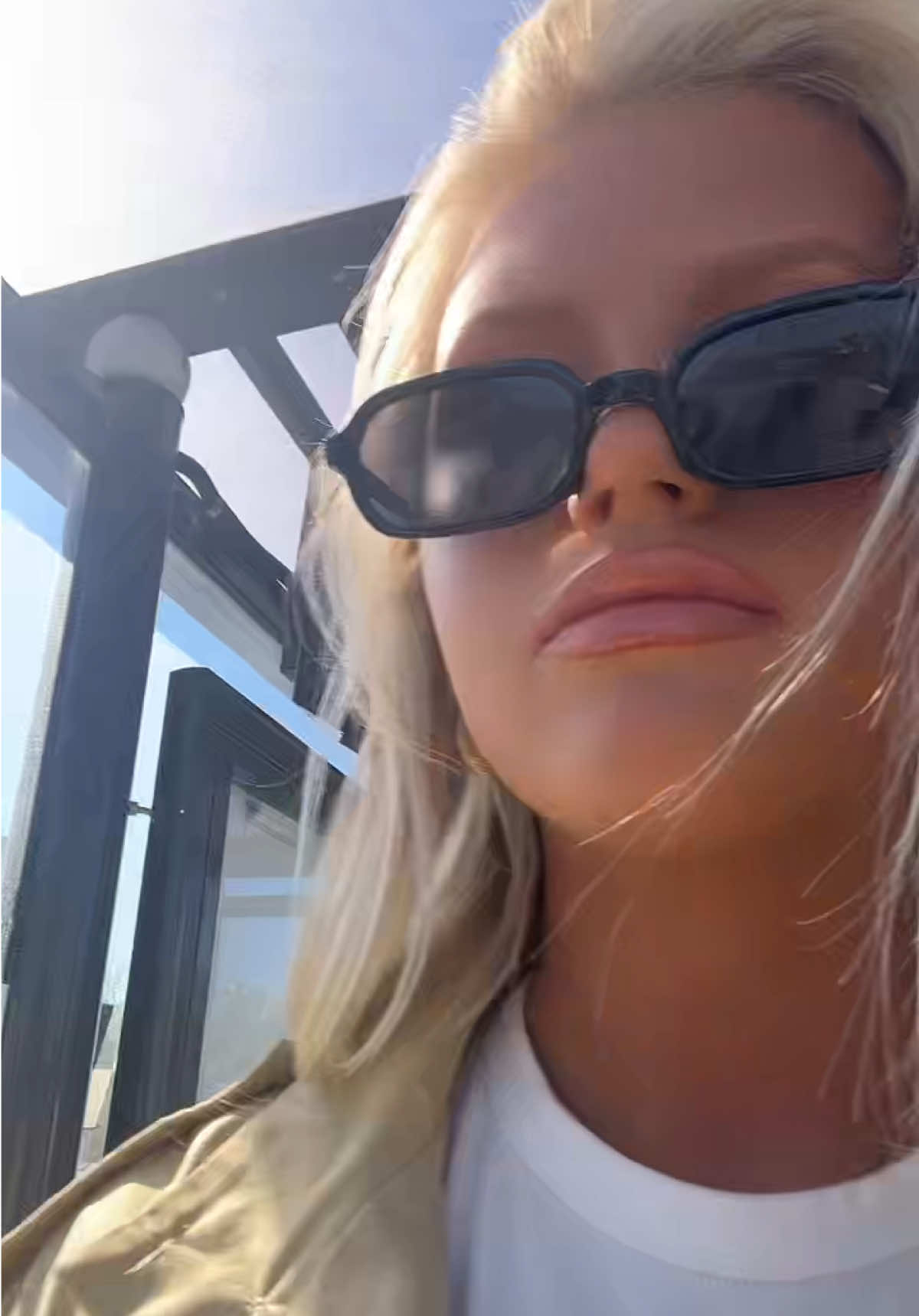 @Tyra Solvang Claesson