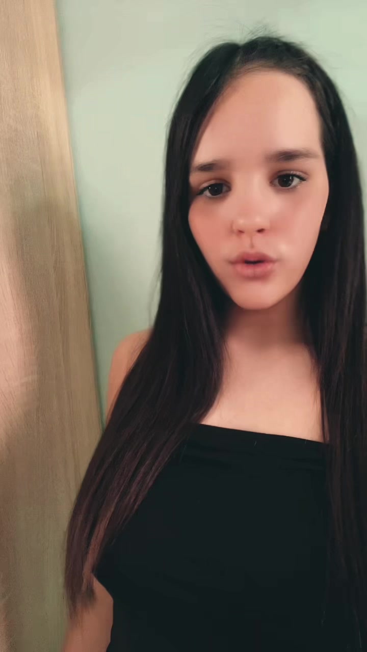 @𝑆𝑜𝑓𝑖𝑎 ✯