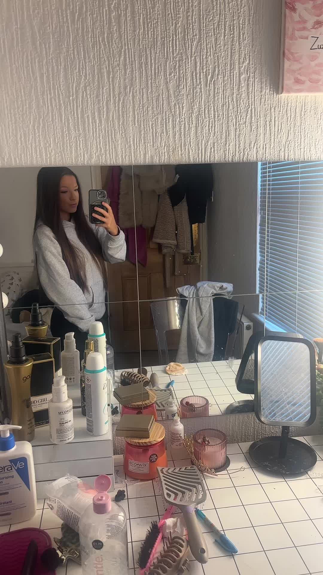 @zuzanna