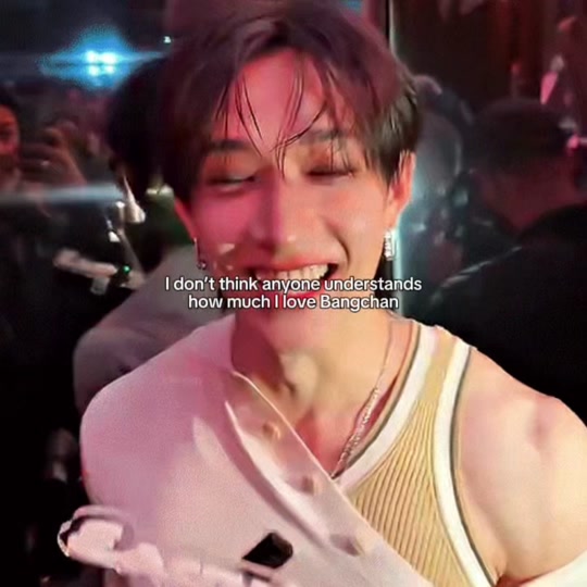 @• 🎤 • # 𝟏𝟕𝐤 &ᵗʰᵃᵗ