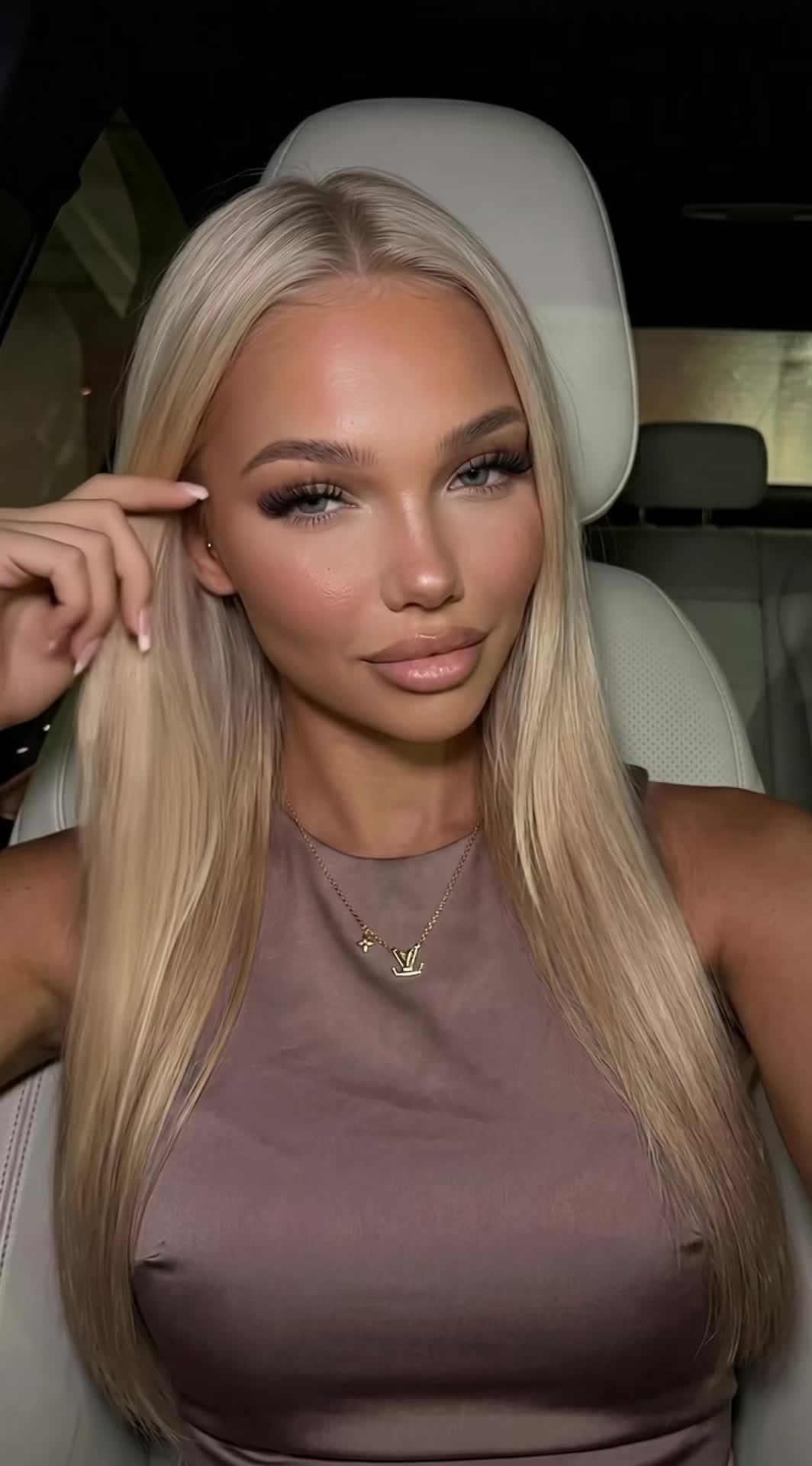 @Stella.