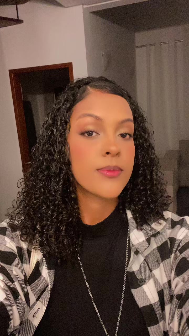 @flaviiaportela