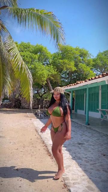 @🔥ThickBaddhies🔥💥