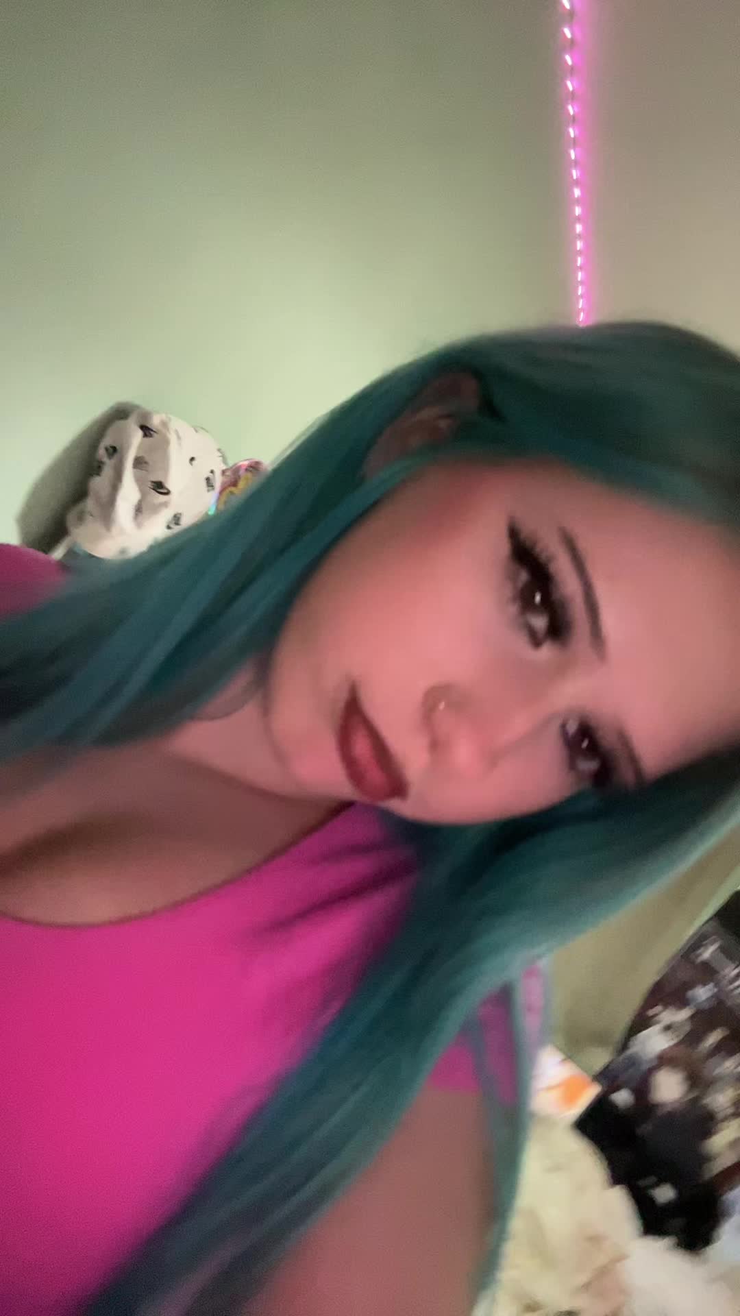 @tay🧞♀️