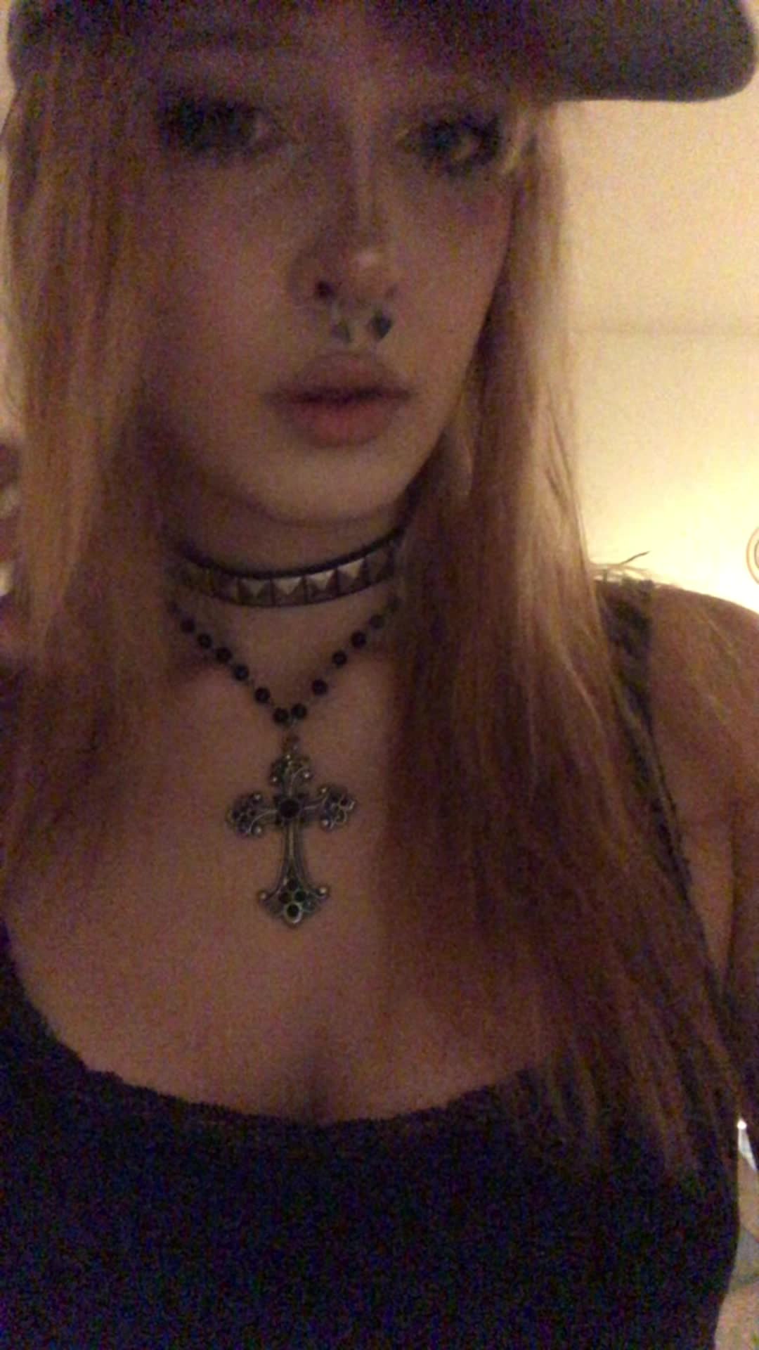 @🦇🇩🇪🎈