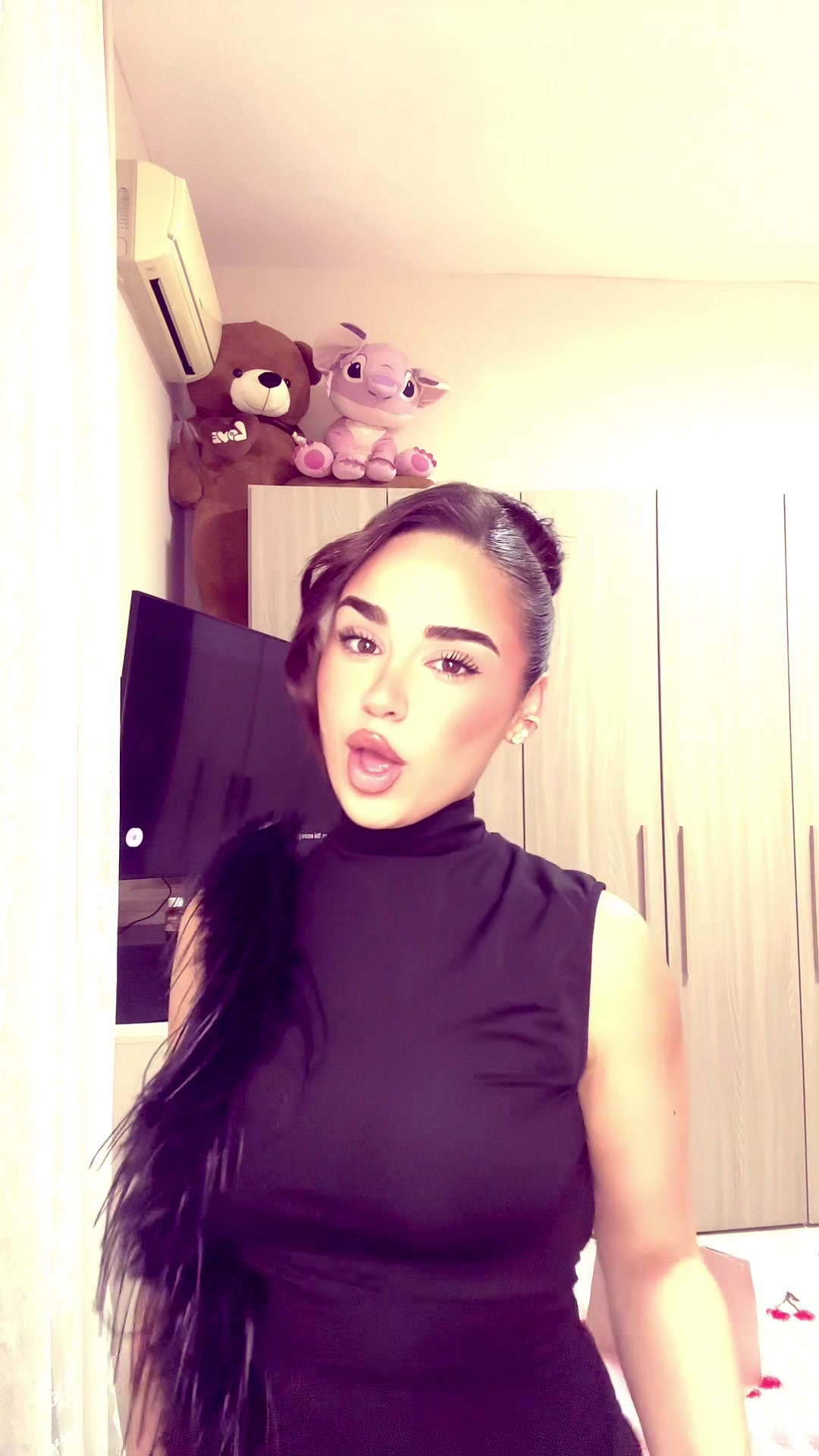 @alessyavitale