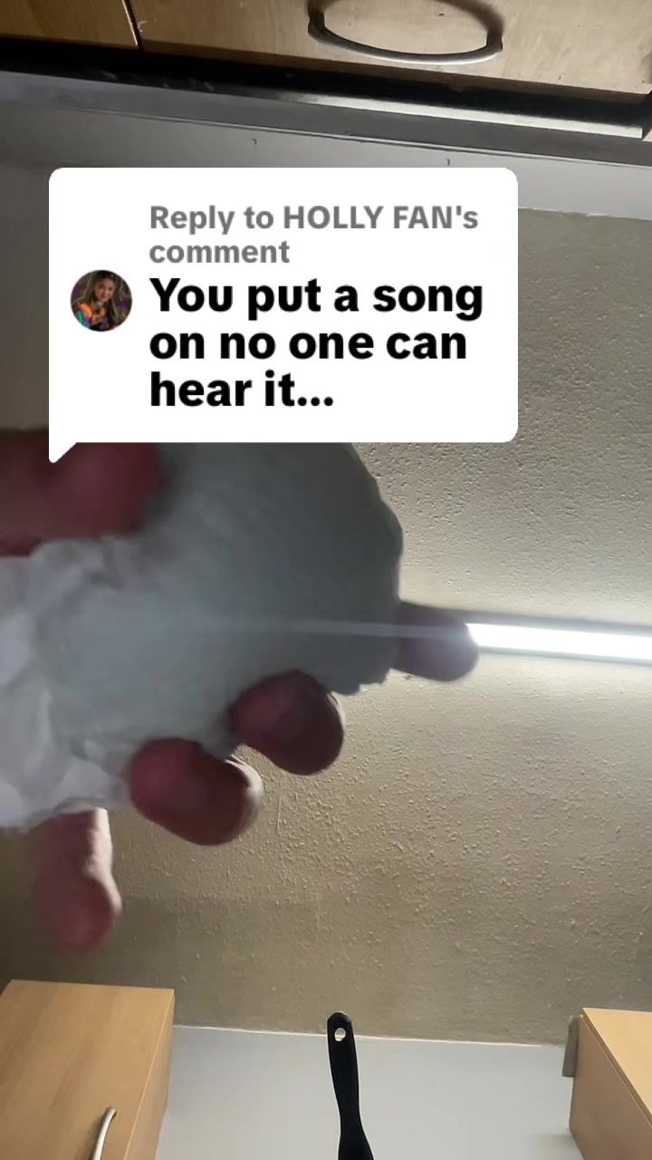 @⃟