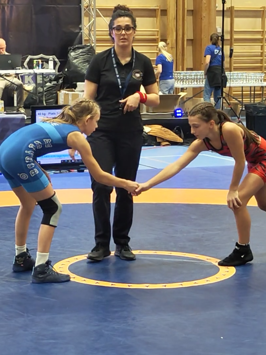 @wrestling with Kelly