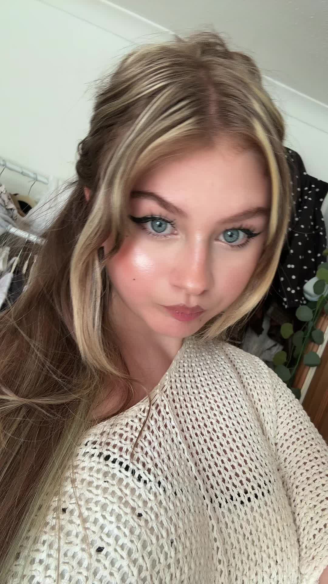 @taylamay.•.*