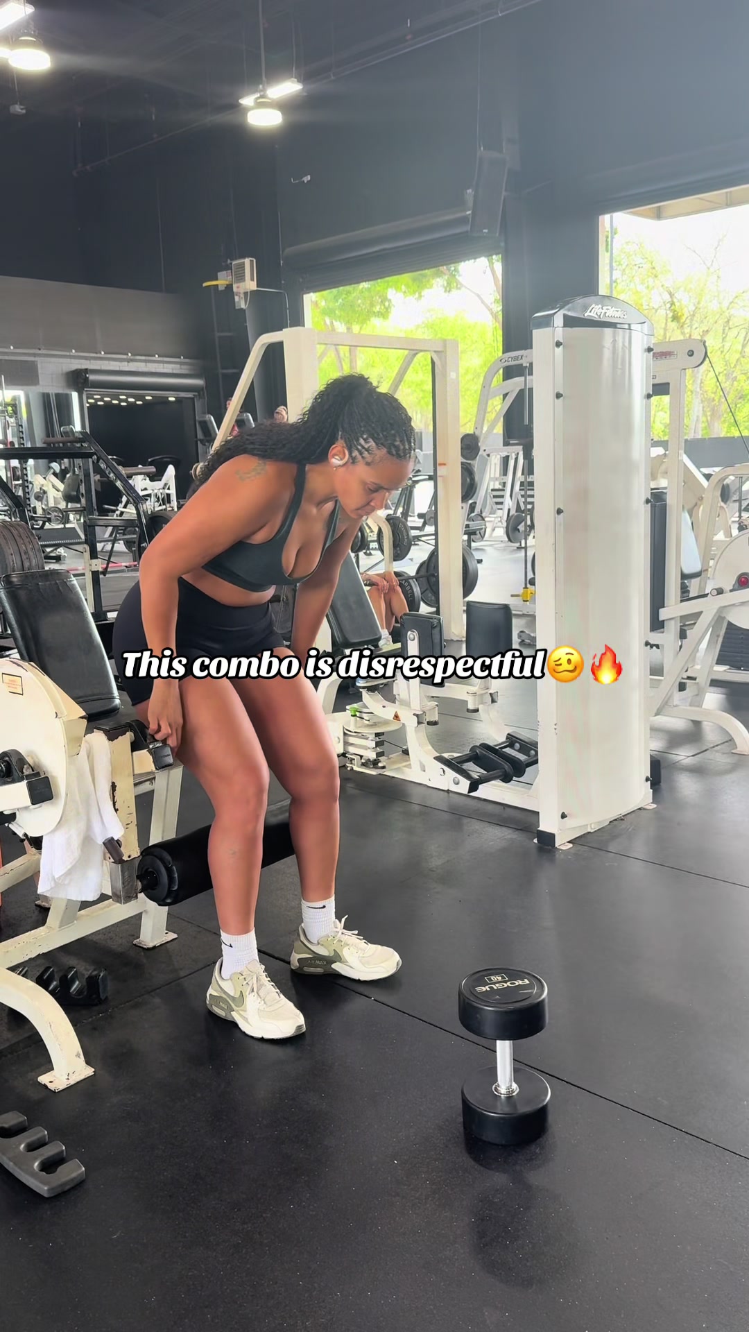 @SashaBody_