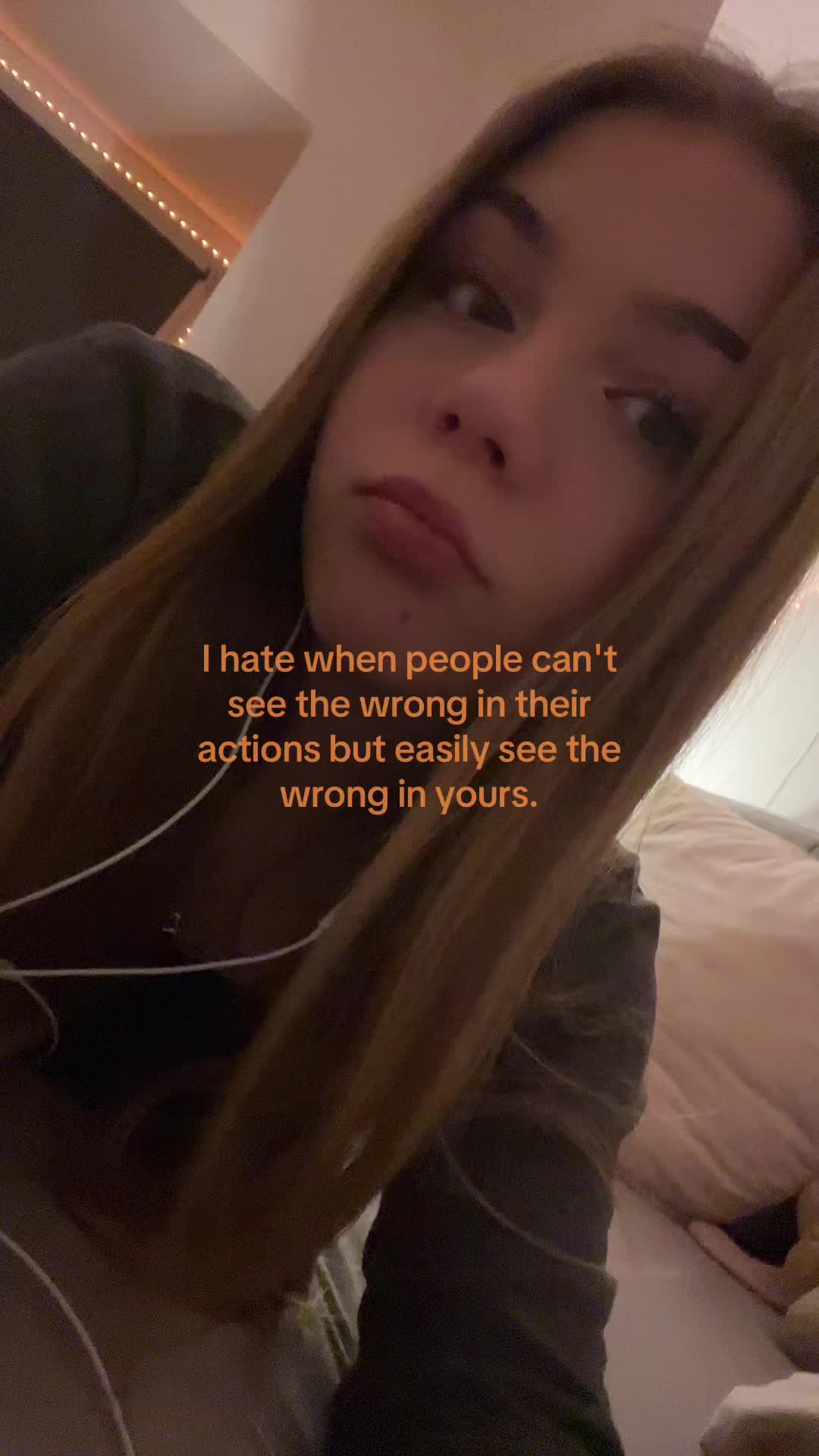 @𝓯𝓵𝓸𝓻𝓮𝓷𝓽𝓲𝓷𝓮