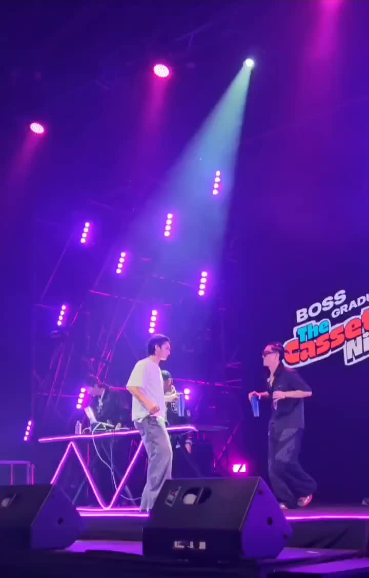 @Momo