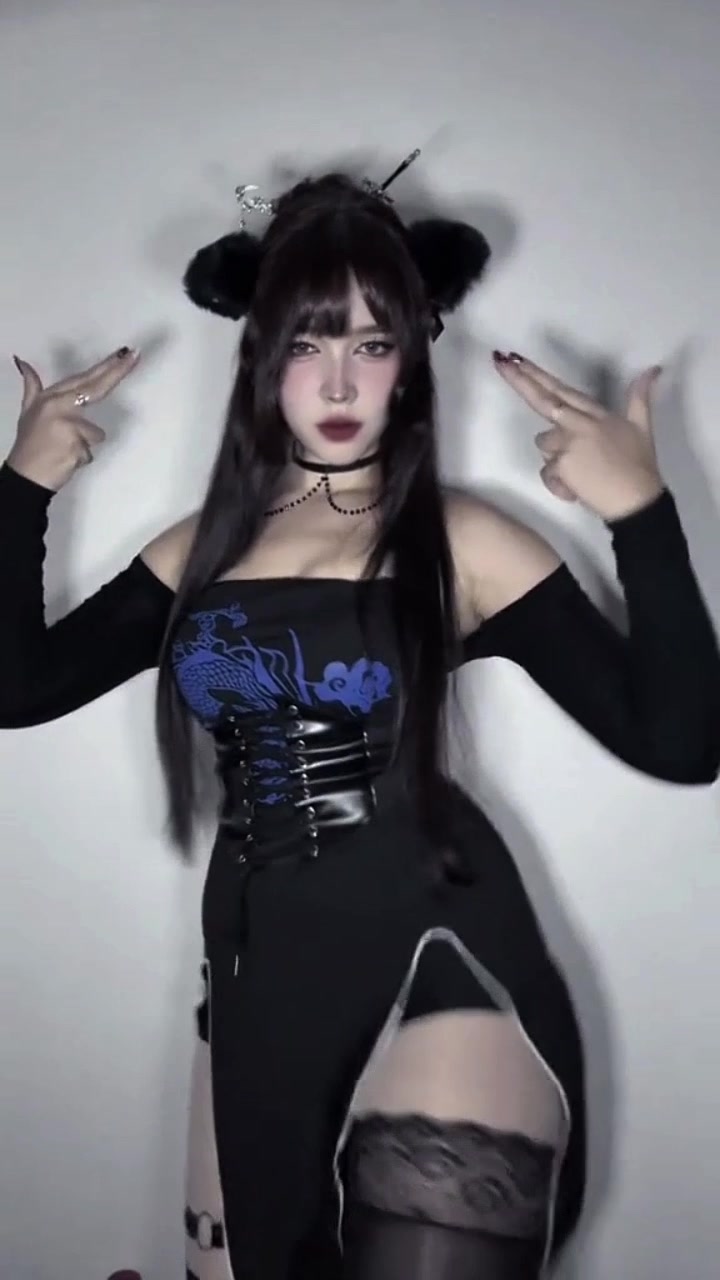 @Nefretta