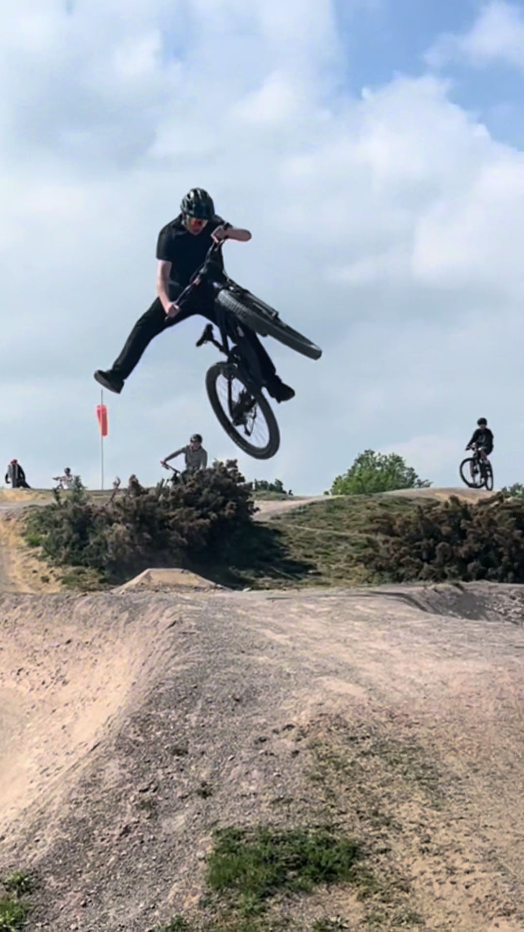 @Riley.MTB🌊