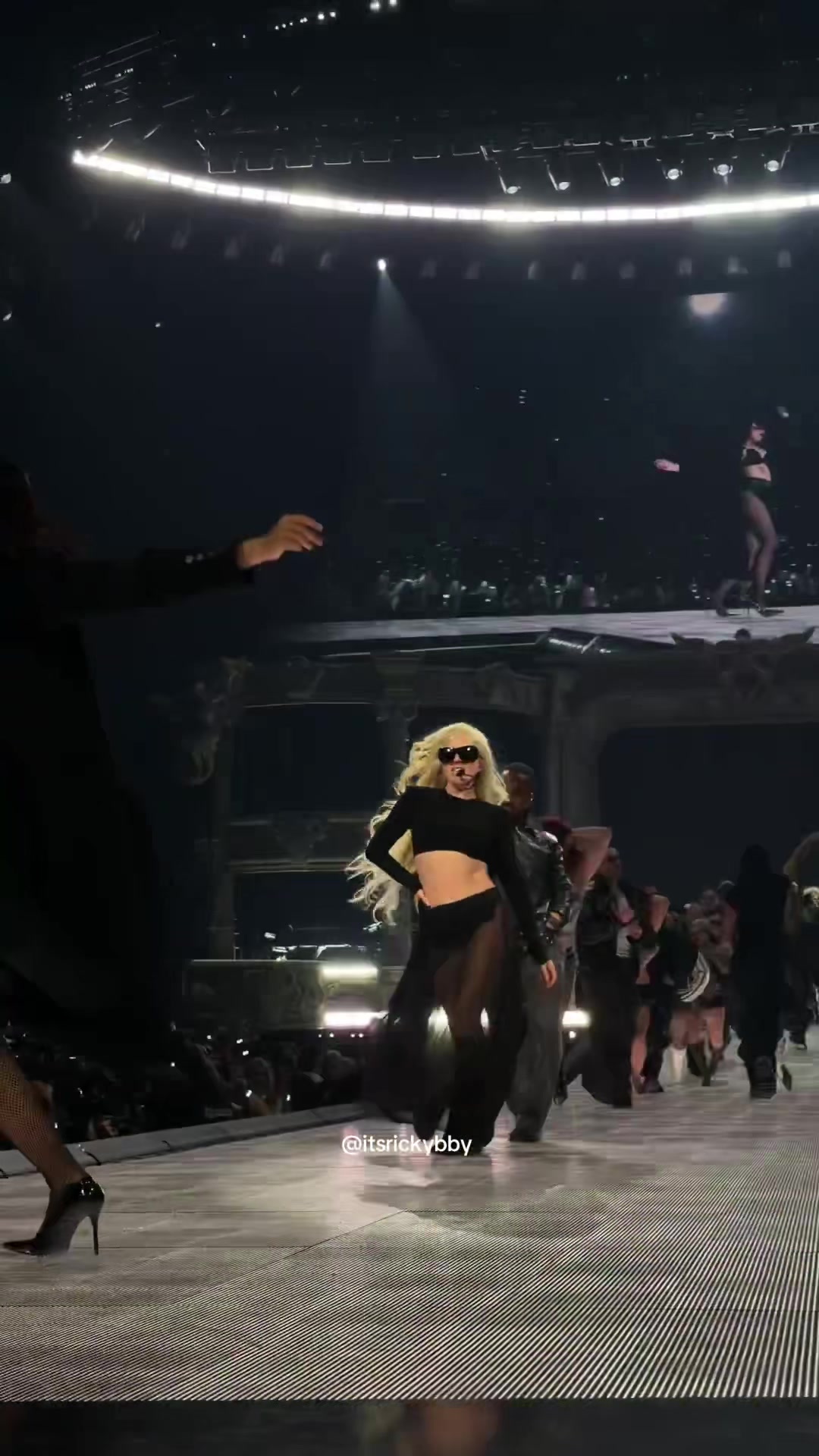 @ladygagabox