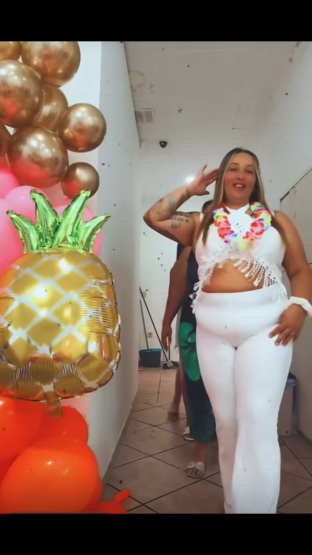 @Antonio y coraima