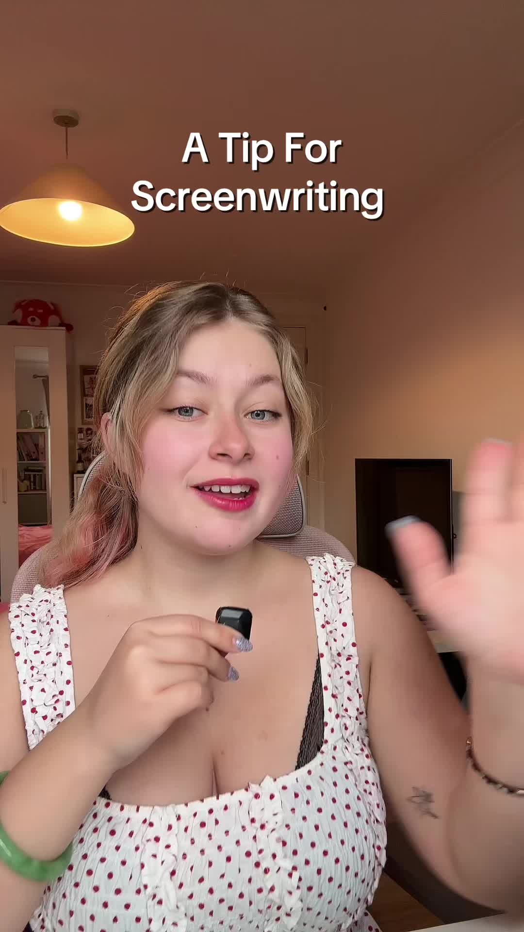 @lauramakesfilms