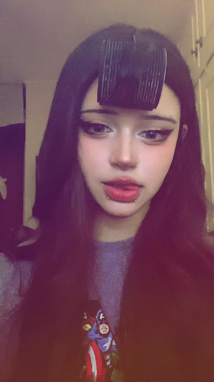 @Ivyy
