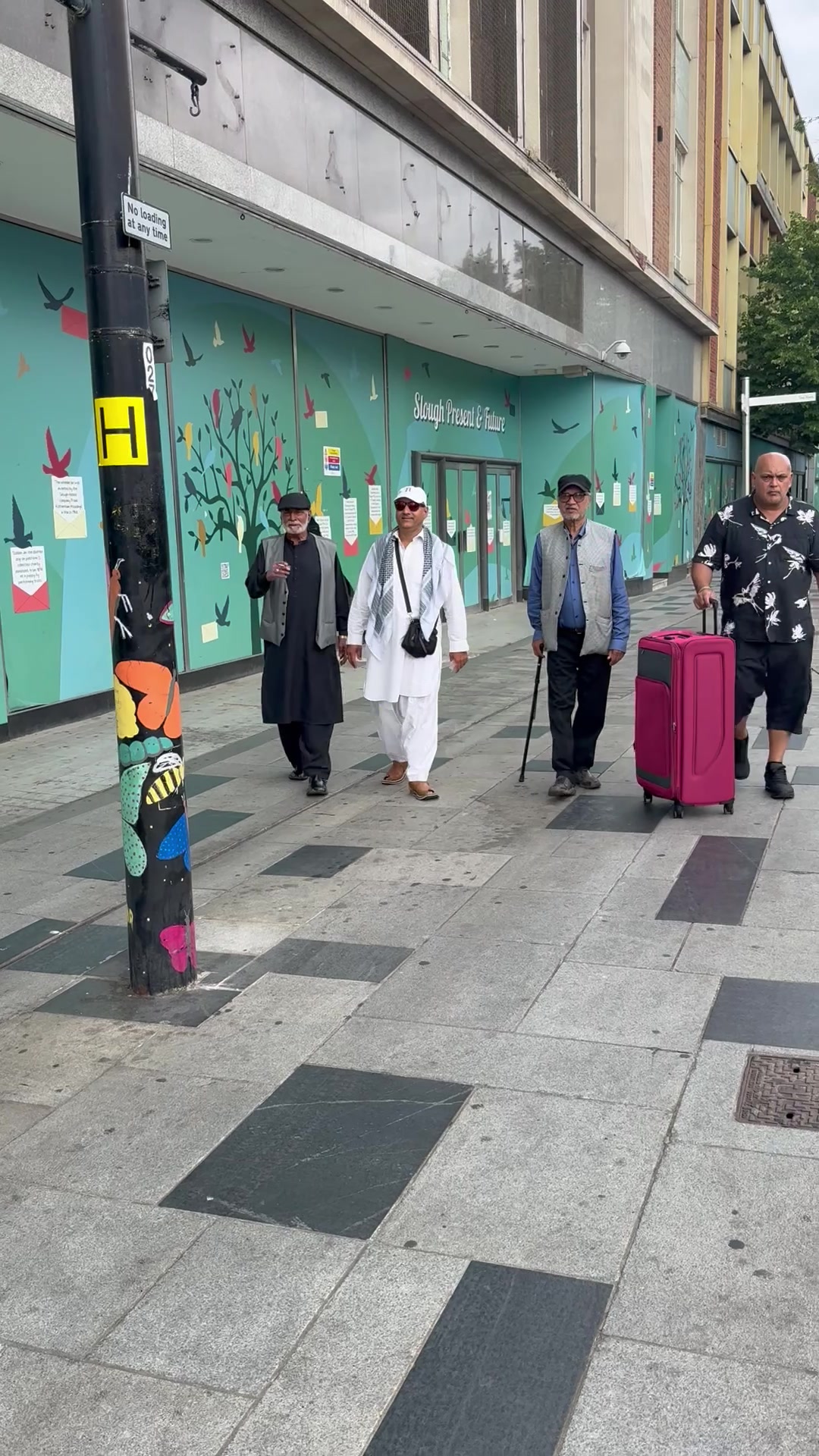 @Raja 𝙆𝙎𝙃𝙈𝙍𝙄 𝙐𝙆🇬🇧