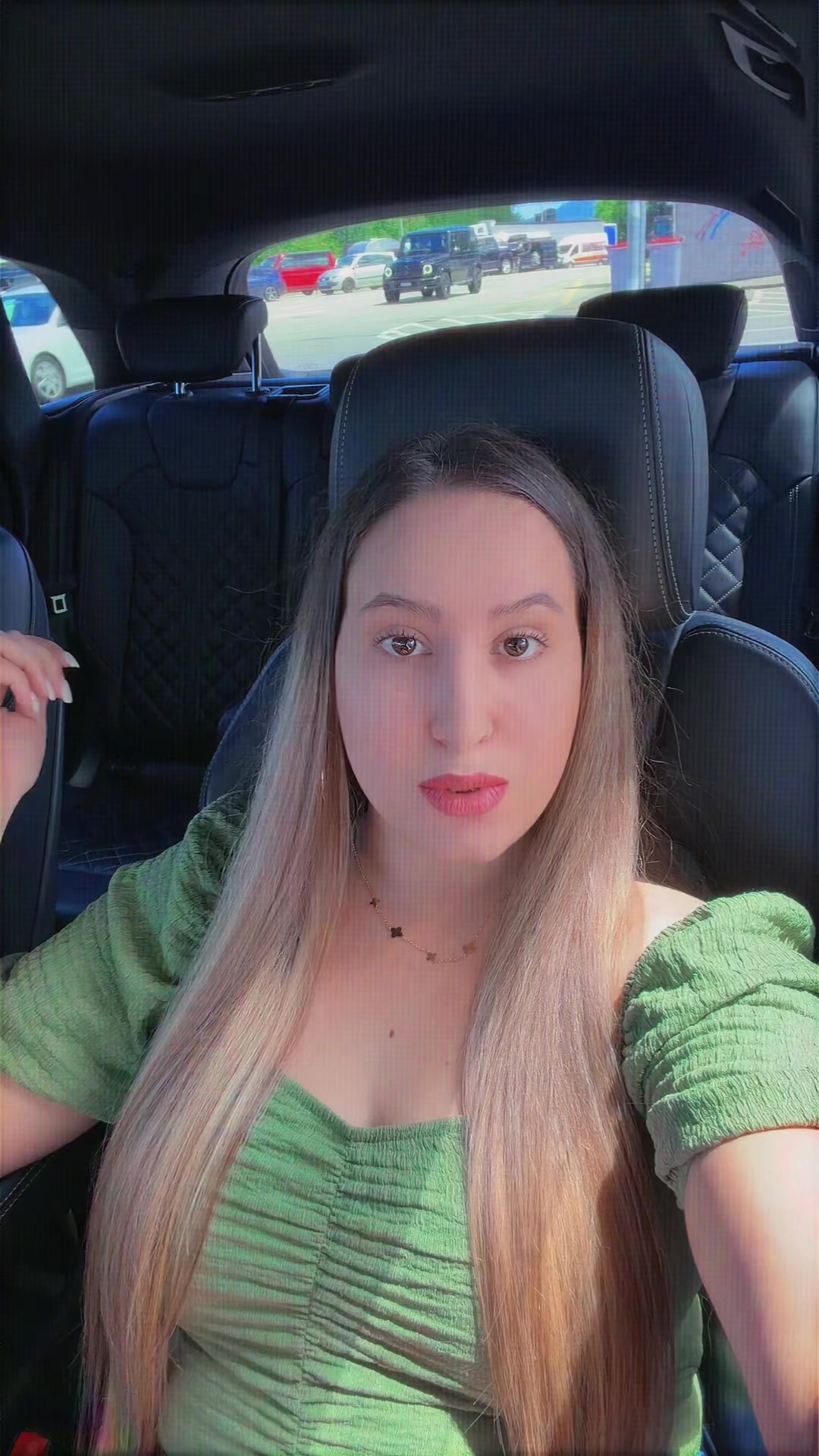 @A L E X A N D R A 🍯