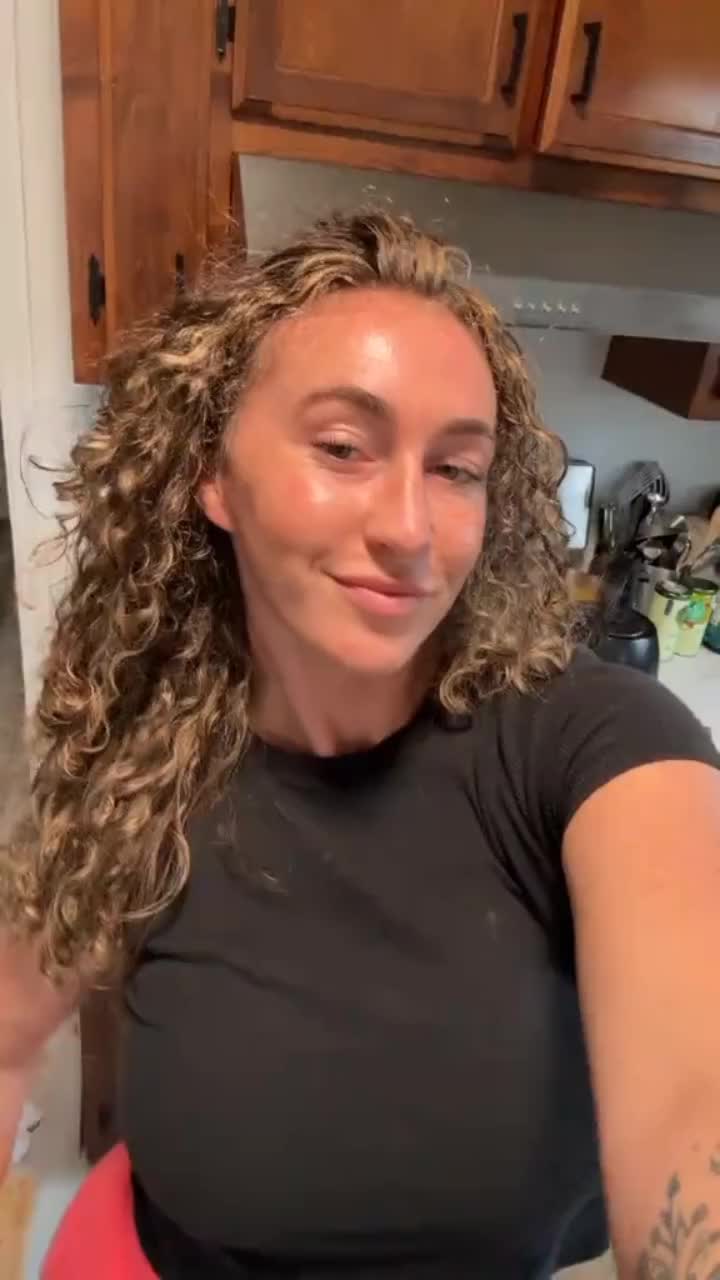 @karlyetaylor