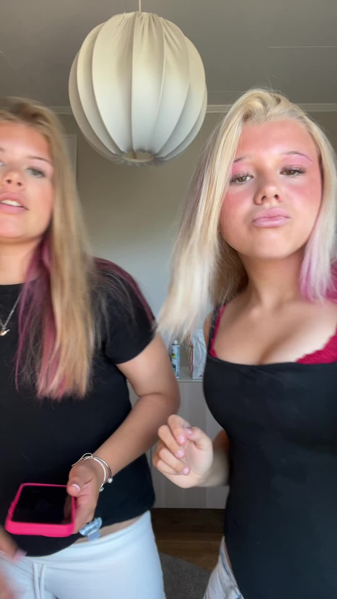 @Jolines spammmm💦🩷🩵🤩😮💨🌸