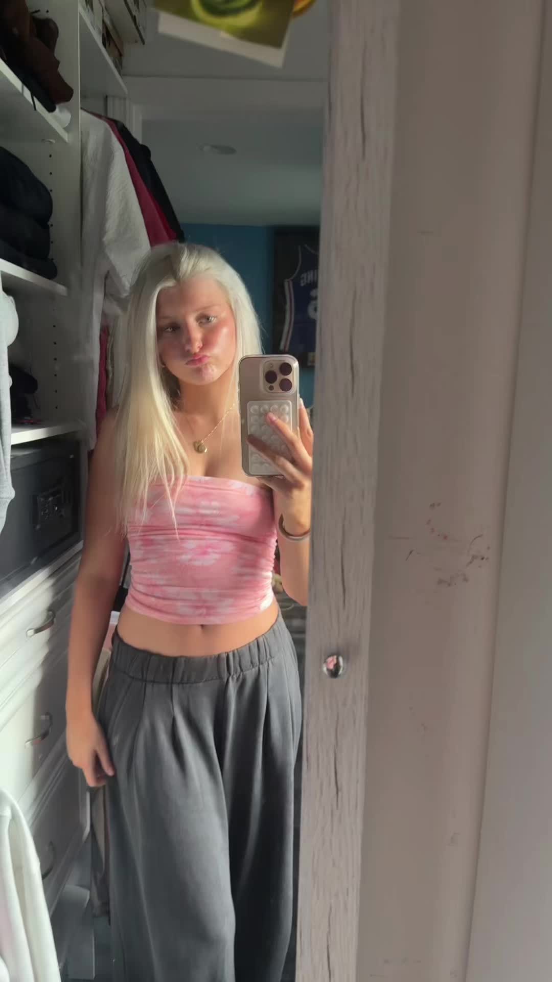 @tia . ݁𓆉 . ݁𓇼 . ݁