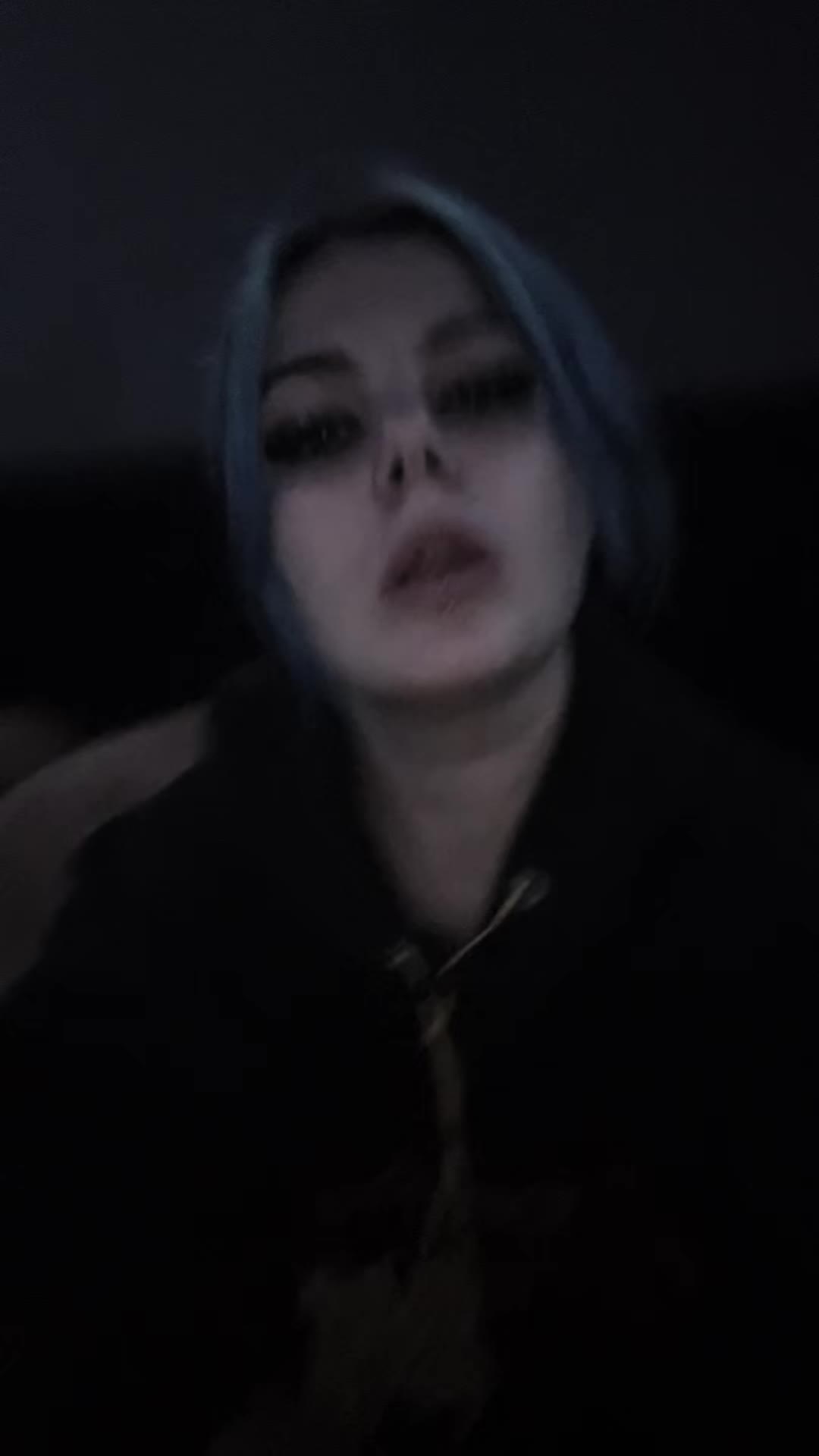 @Sienna 🧟&zwj;♀️🏹