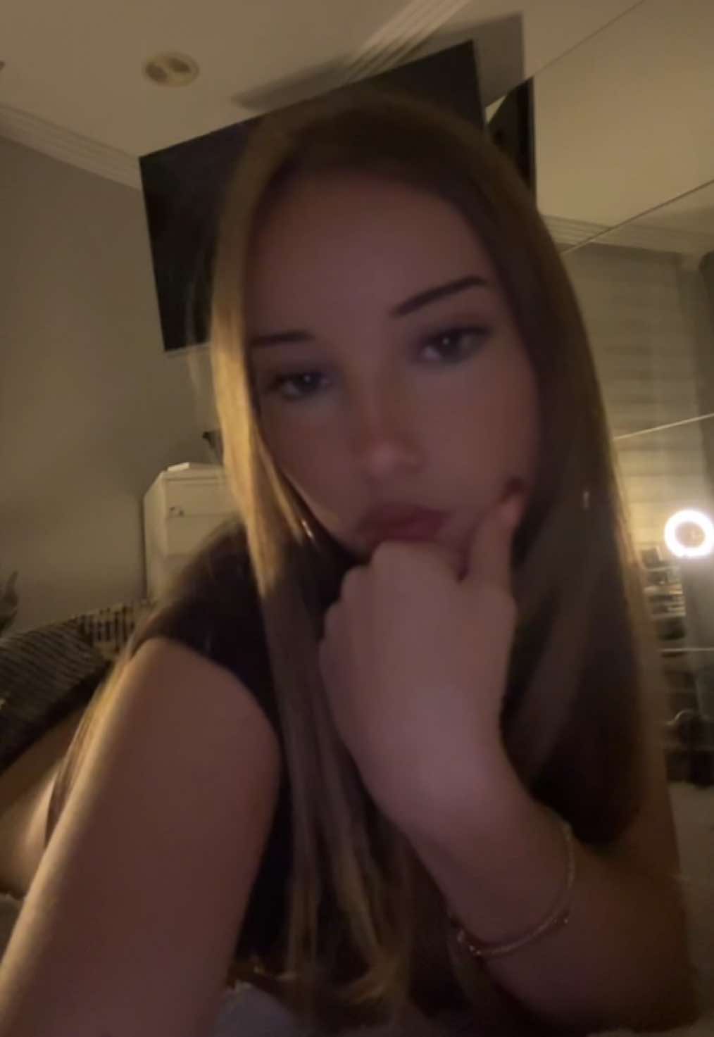 @𝐂𝐋𝐀𝐔𝐃𝐈𝐀 💋