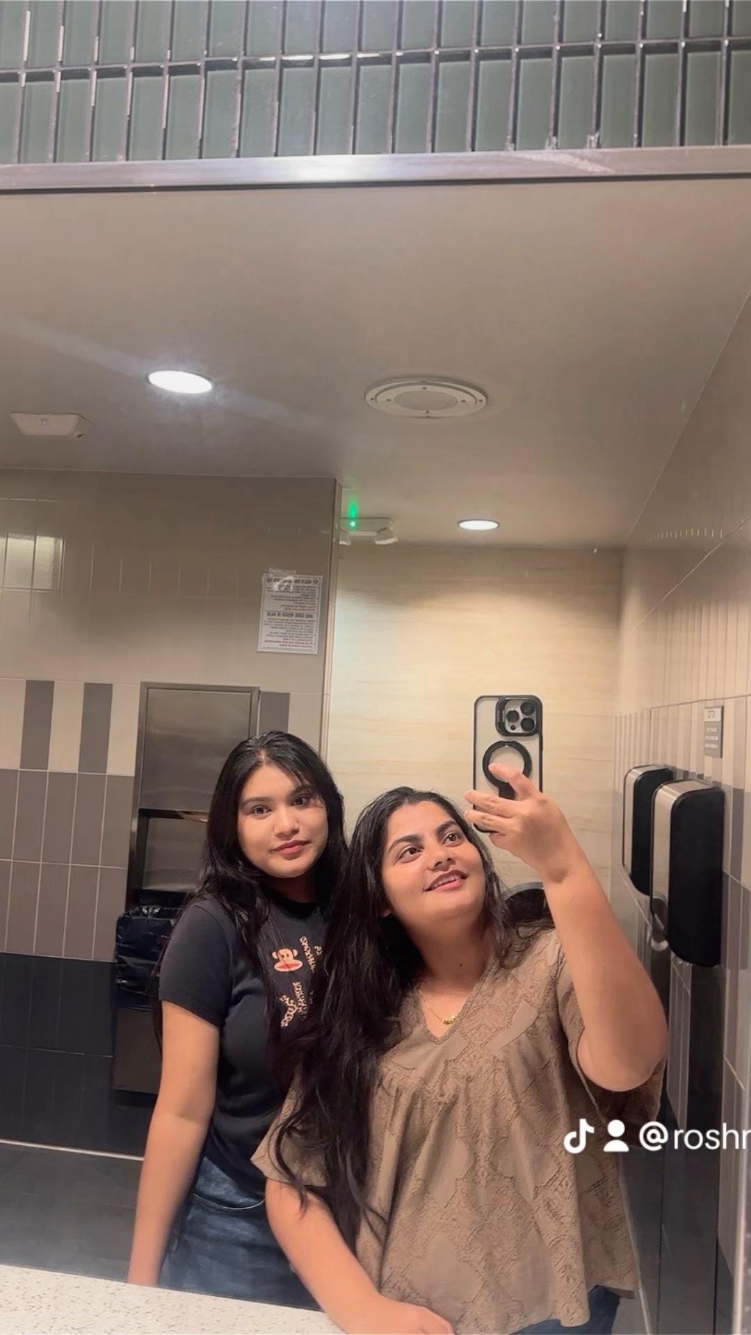 @Roshnee Rajbhar🇺🇸🗽🦋🧿🪻