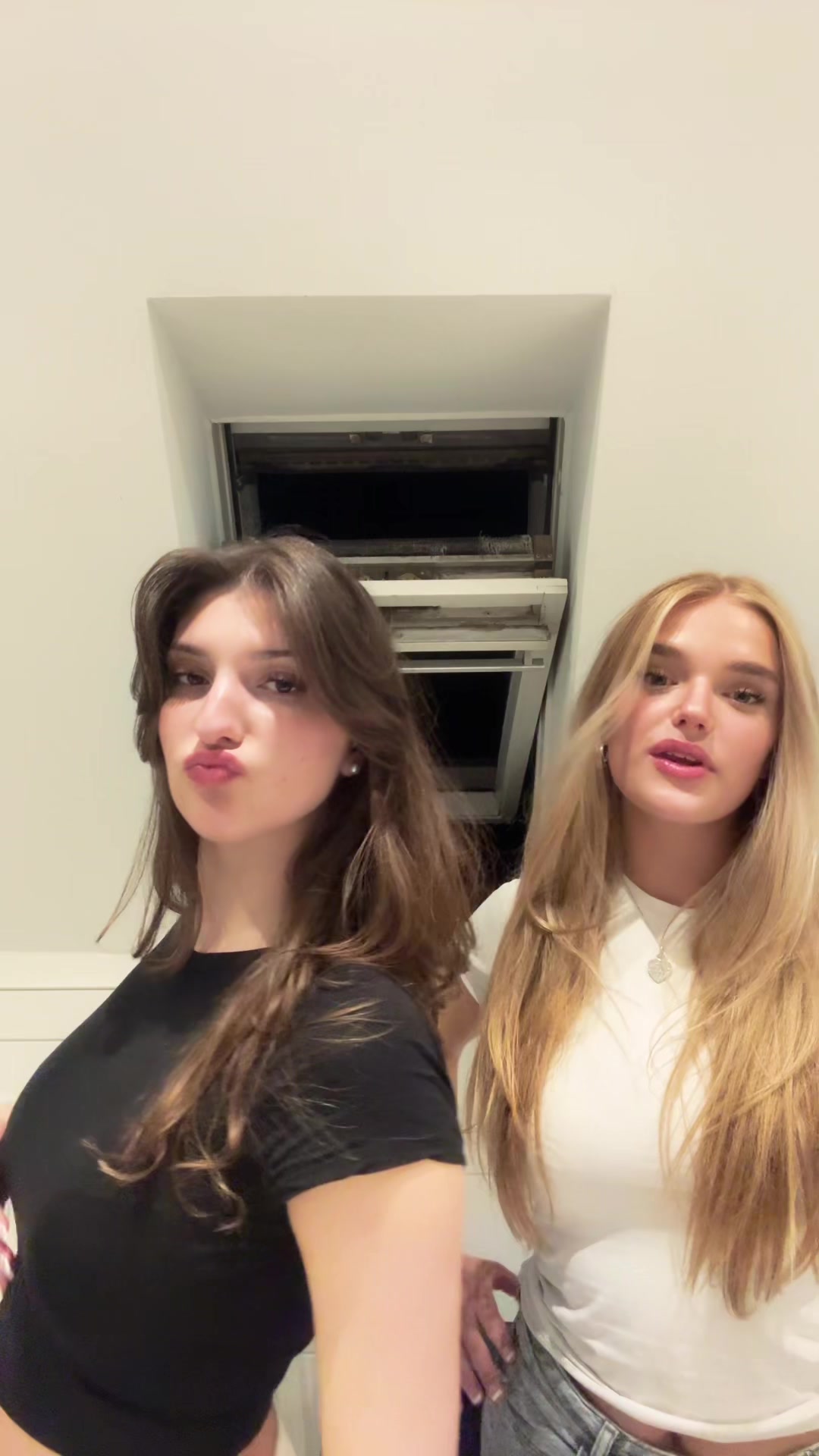 @𝑑𝑒𝑓𝑛𝑒🖤
