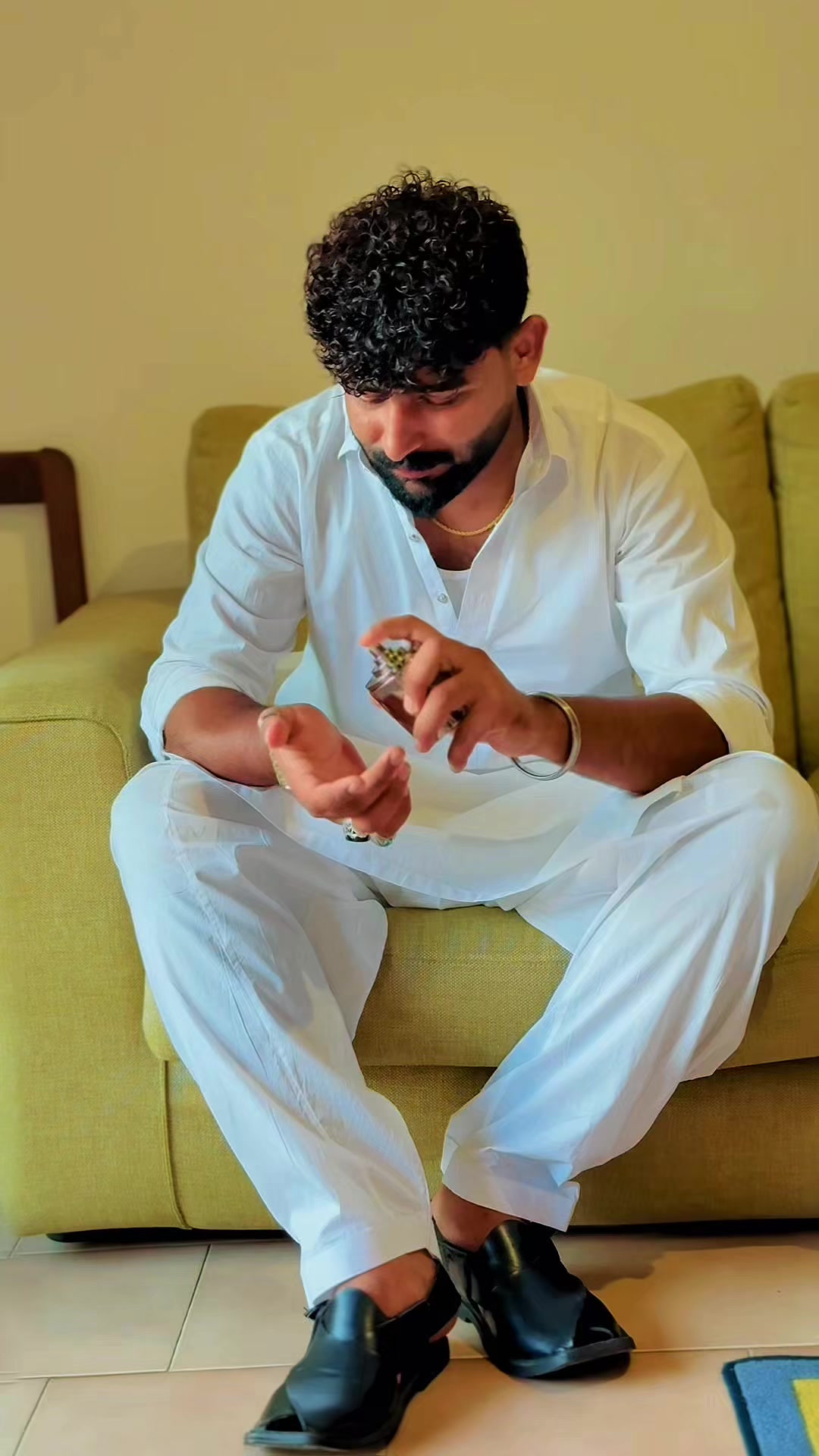 @Khalil Gujjar nafrian