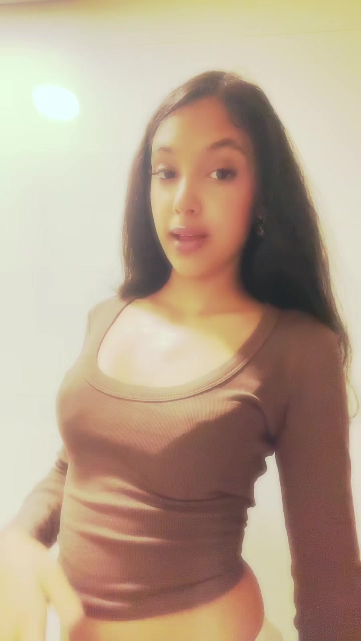 @Simranka.3💋