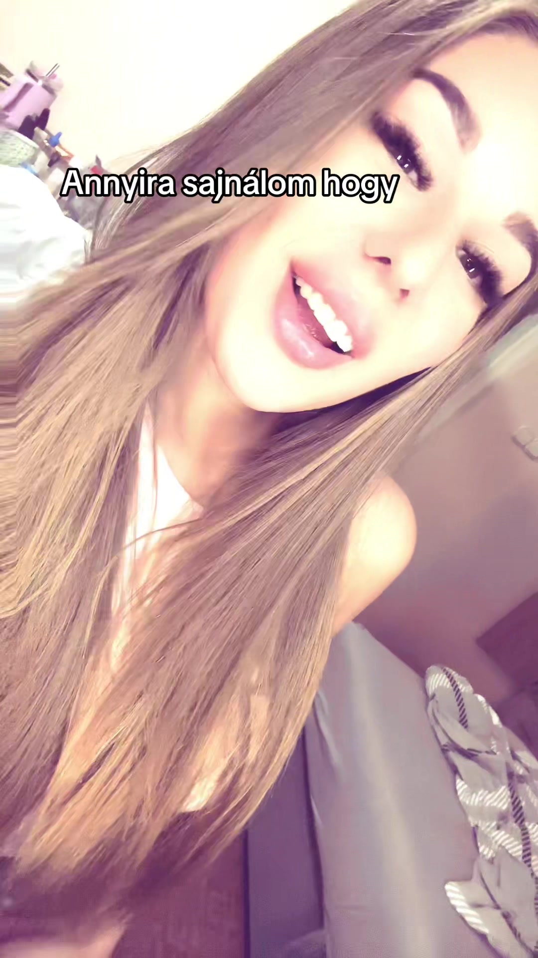 @Alexandra Moldov&aacute;n