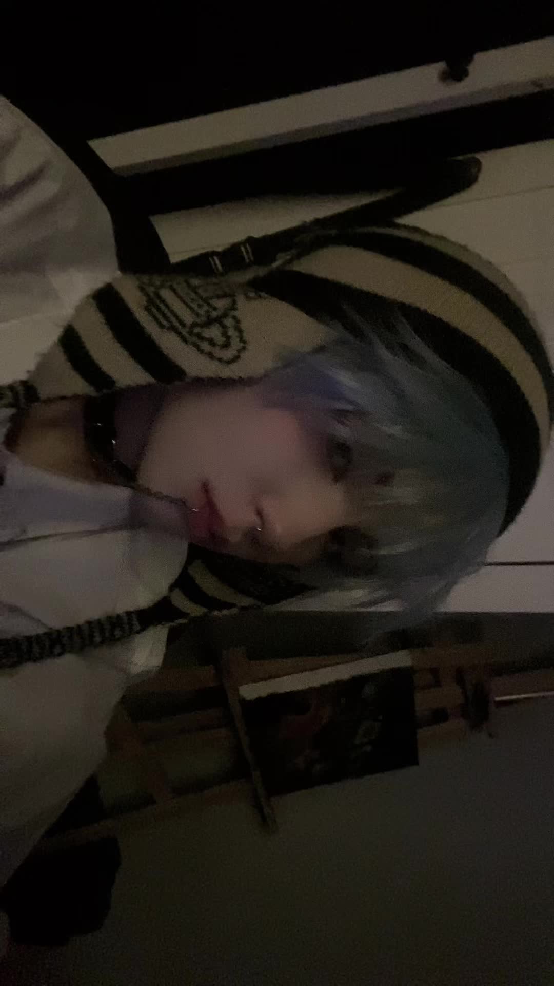 @nikk .-.