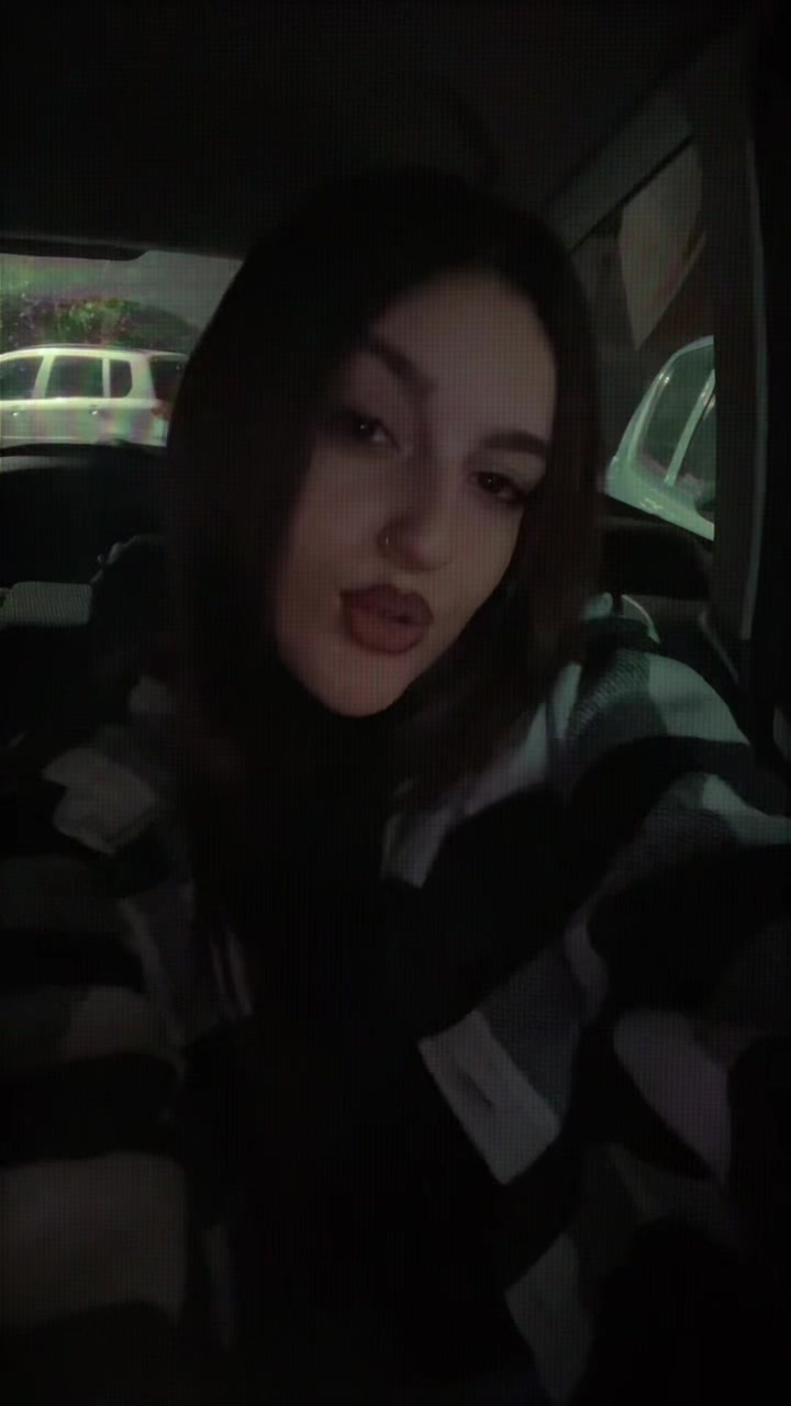 @EVELYN🖤