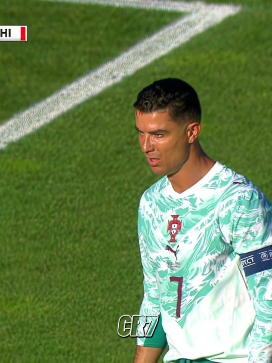 @CR7 🐐☠️