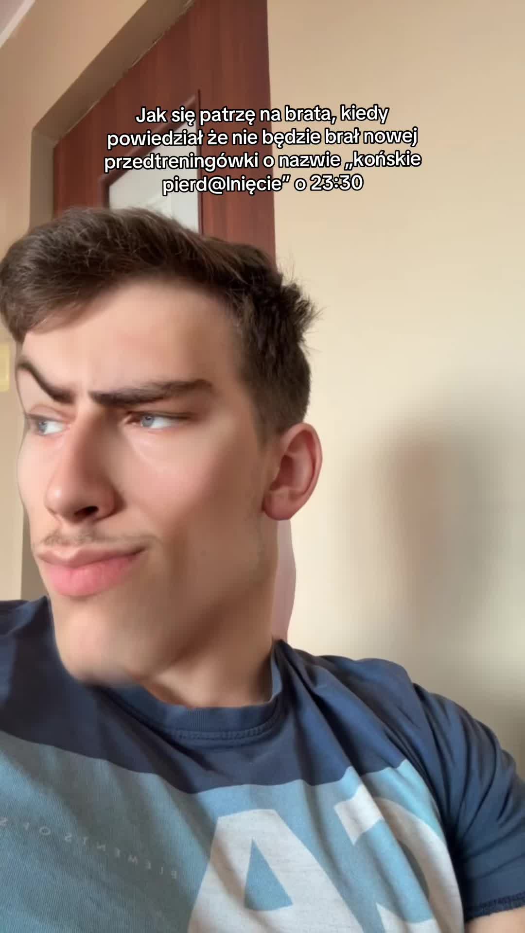 @MocarzOficjalnie