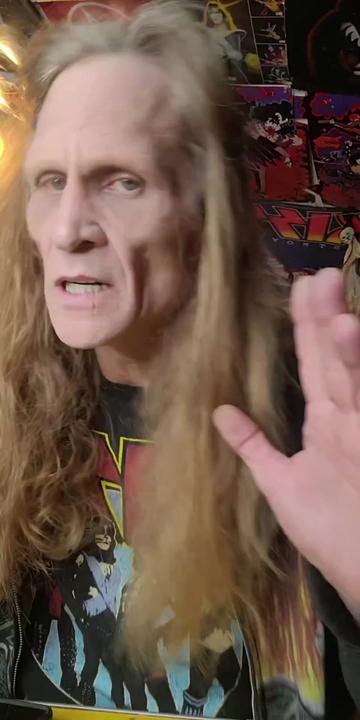 @Hellhammer13