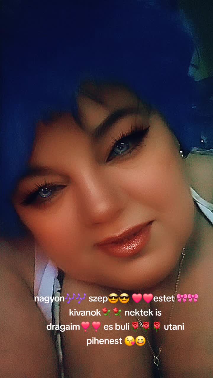 @Monika⚘️