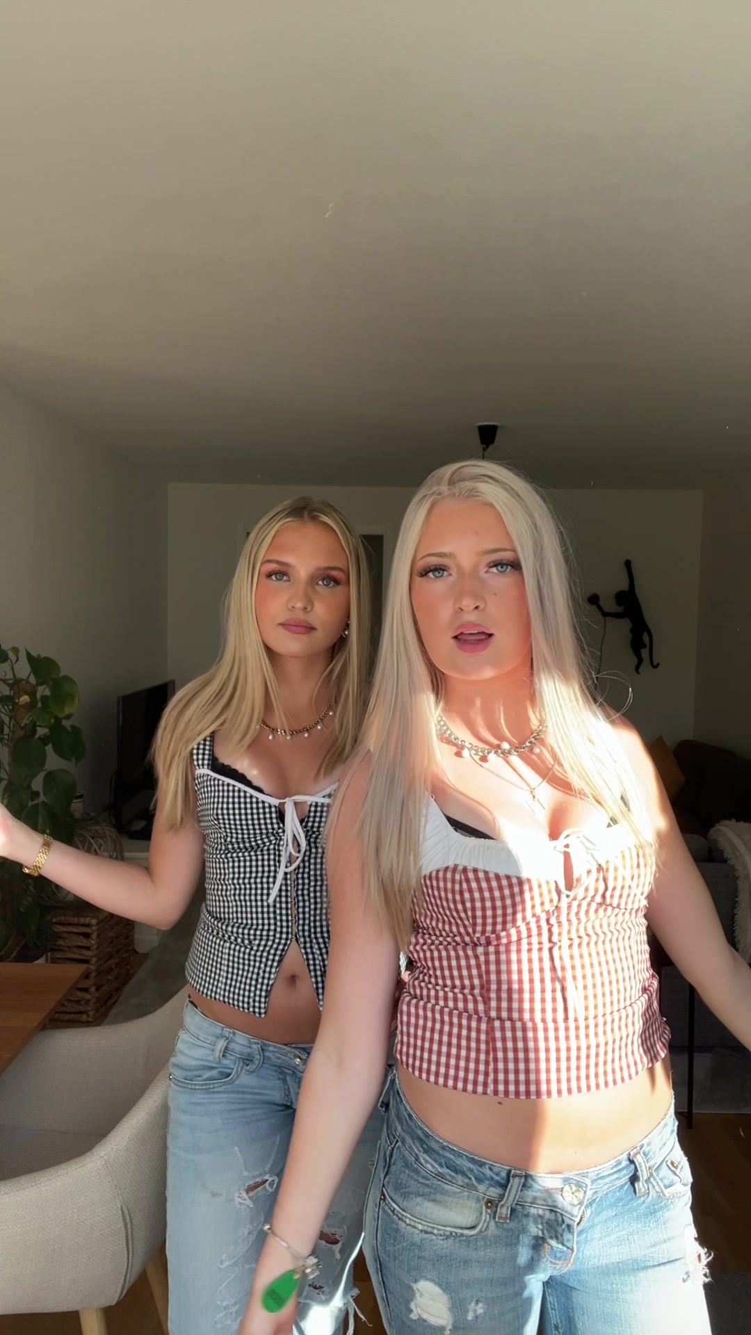 @Mira😇😇
