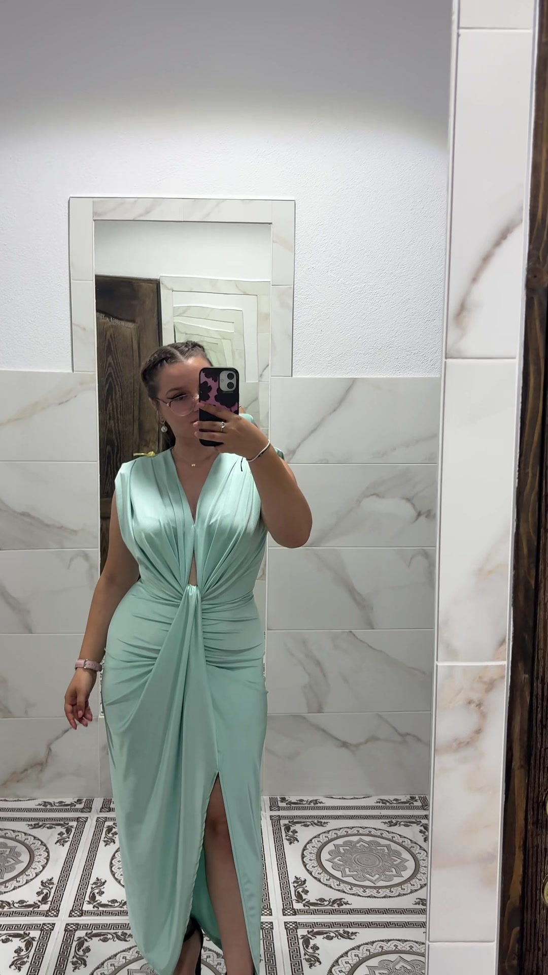 @mirabela_jessica