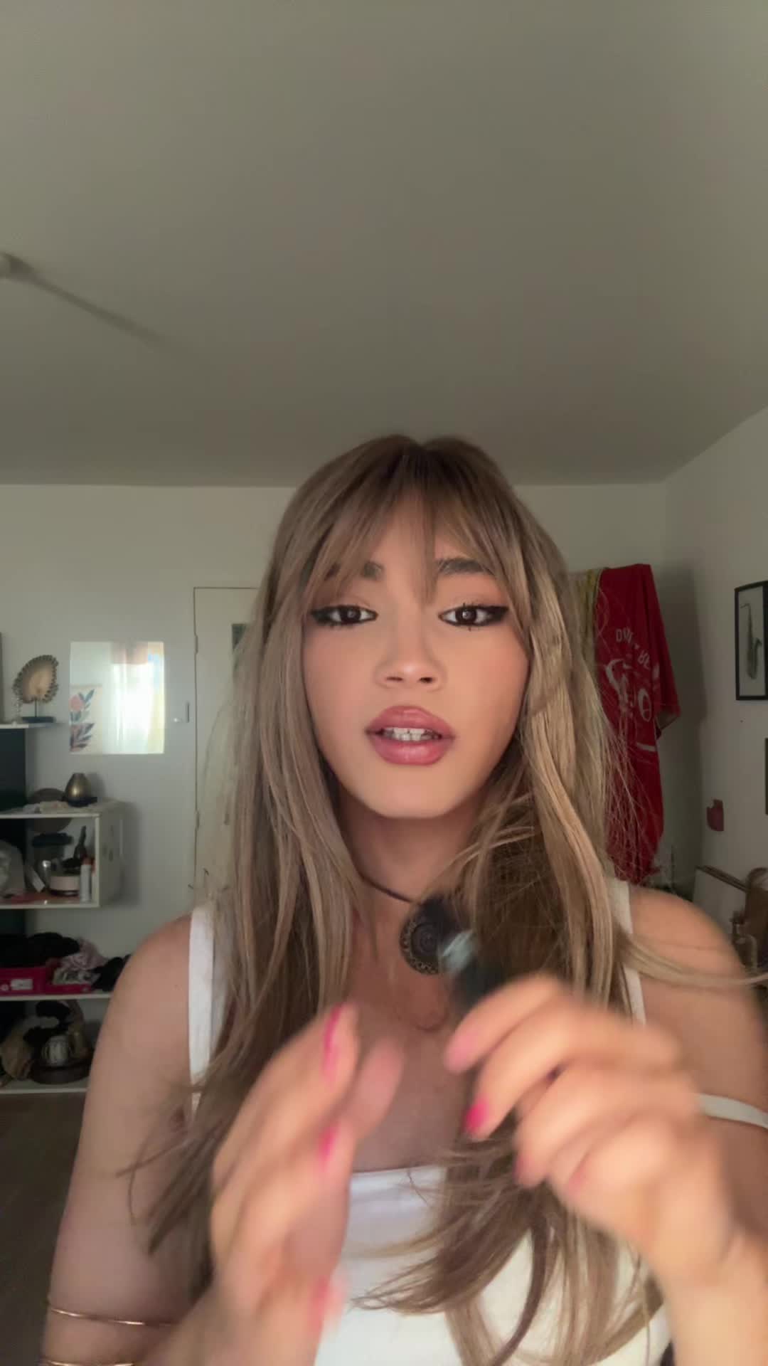 @F L O R A